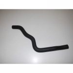 Schlauch  Vorratsbehlter an Rohr Wasserpumpe